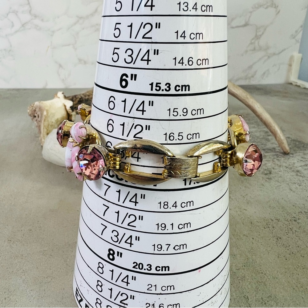 Vintage Juliana Pink White Swirl Milk Glass and Rhinestone Bracelet 6.75in - Picture 13 of 14